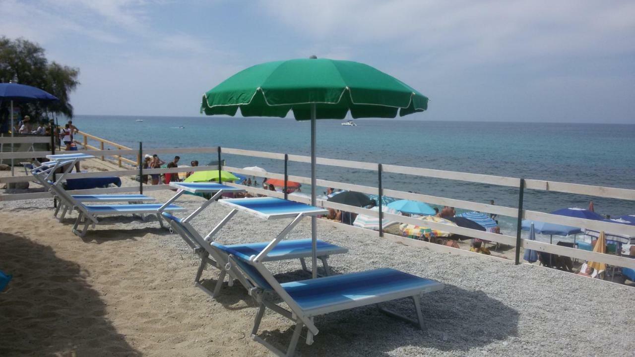 קאפו ואטיצ'אנו Villetta Sul Mare מראה חיצוני תמונה
