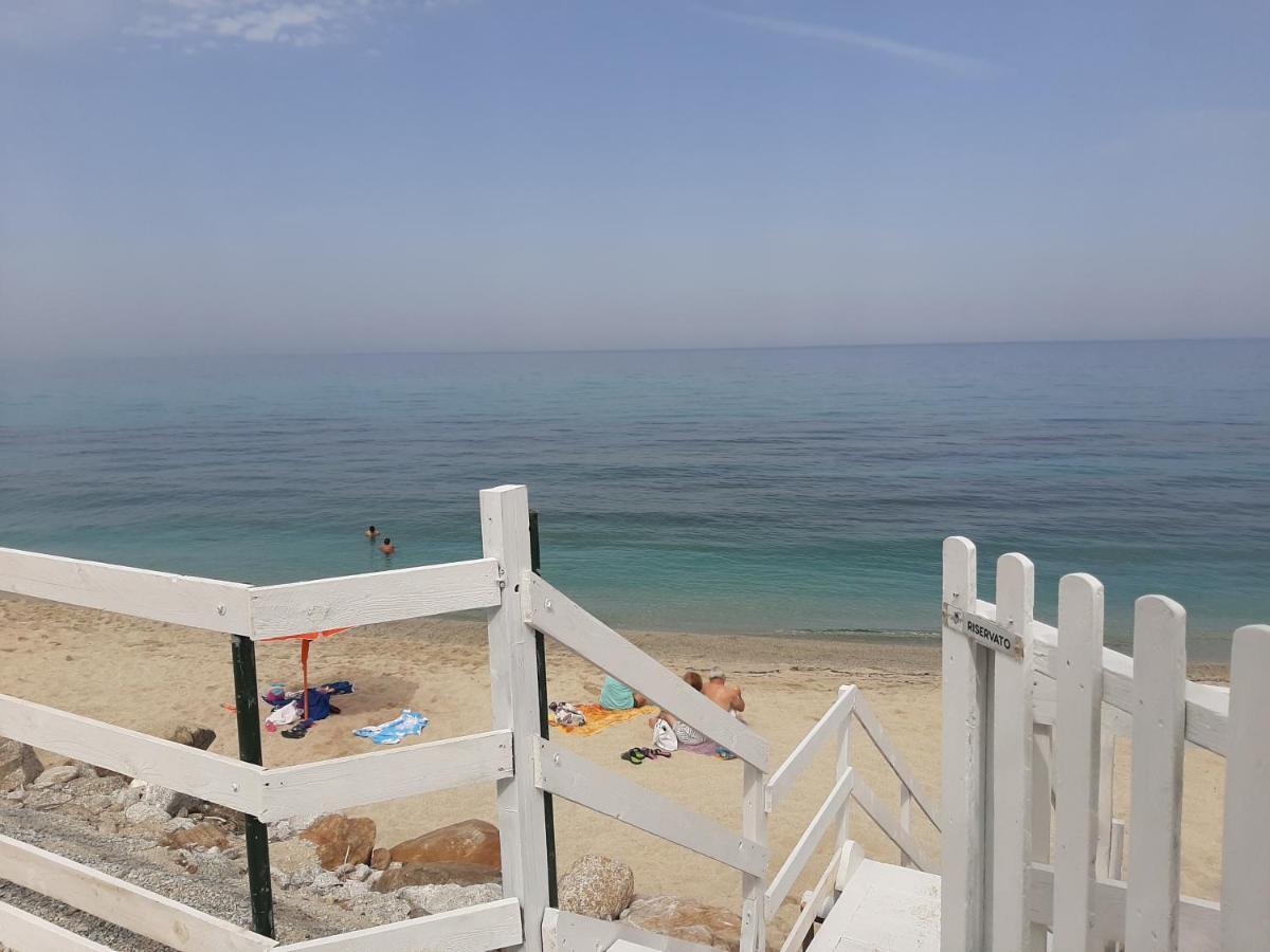 קאפו ואטיצ'אנו Villetta Sul Mare מראה חיצוני תמונה